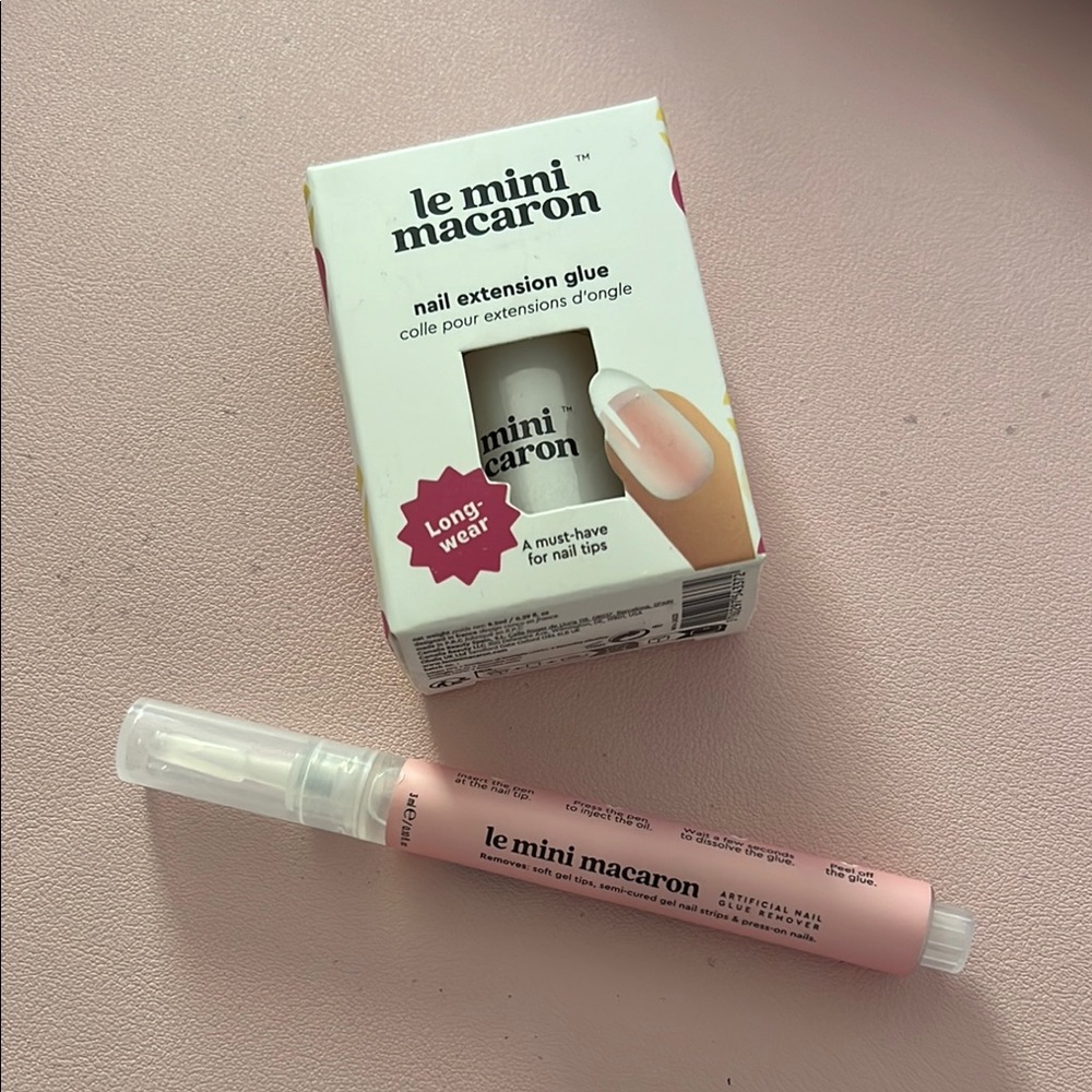 White Nail Tool for Makeup Enthusiasts